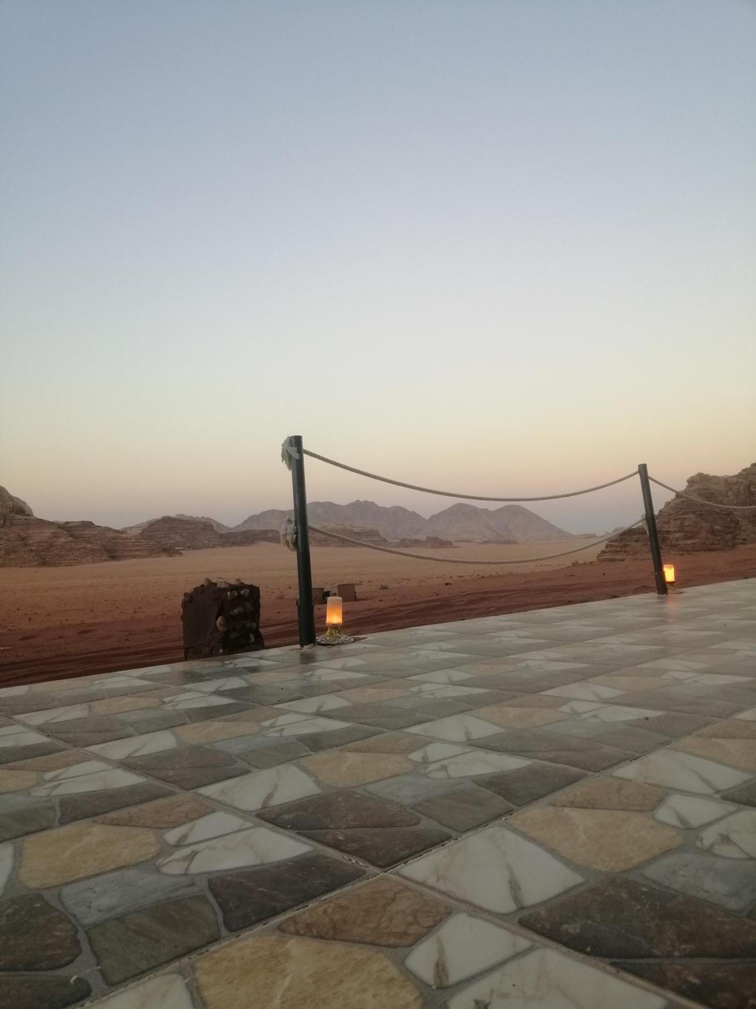Hotel Omar Ghazi Camp Wadi Rum Exterior foto