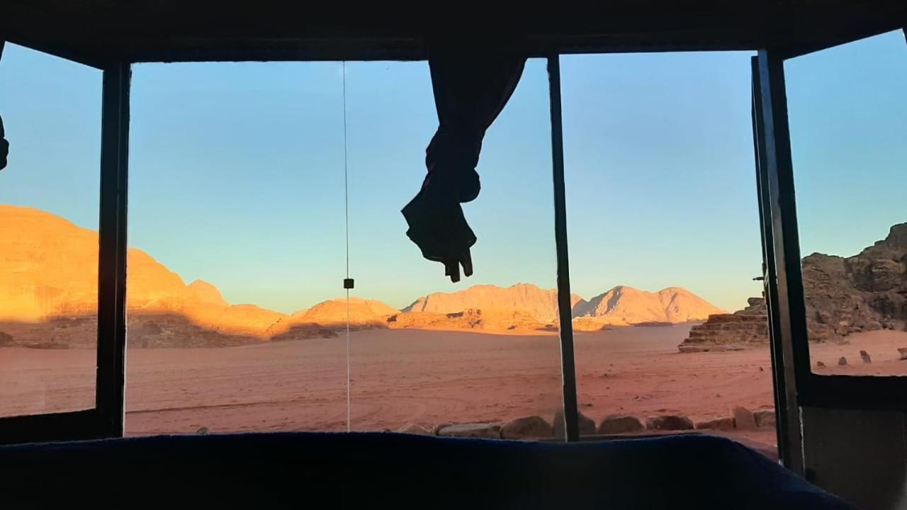 Hotel Omar Ghazi Camp Wadi Rum Exterior foto