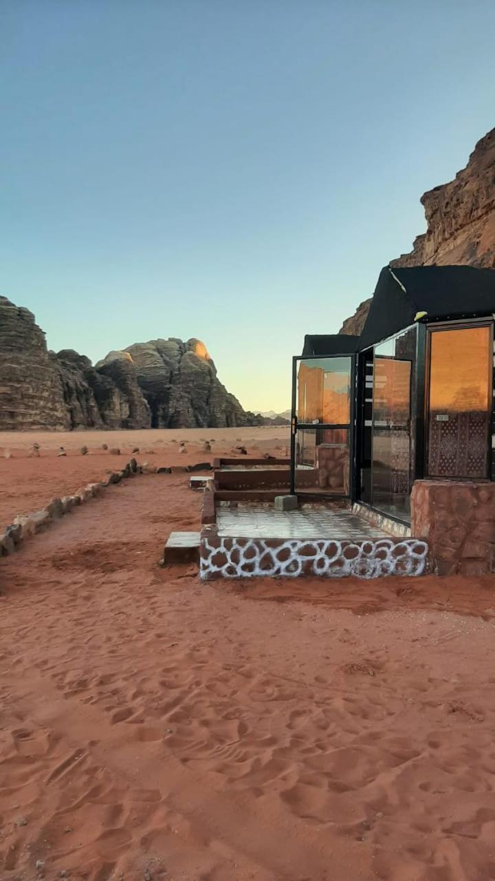 Hotel Omar Ghazi Camp Wadi Rum Exterior foto